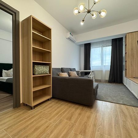 Nice Home For Your Family Яш Екстериор снимка