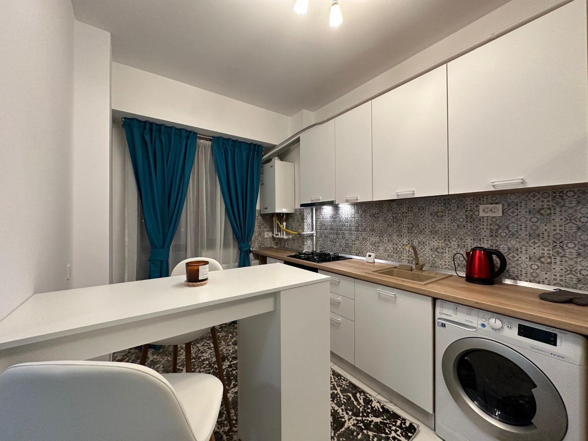 Nice Home For Your Family Яш Екстериор снимка