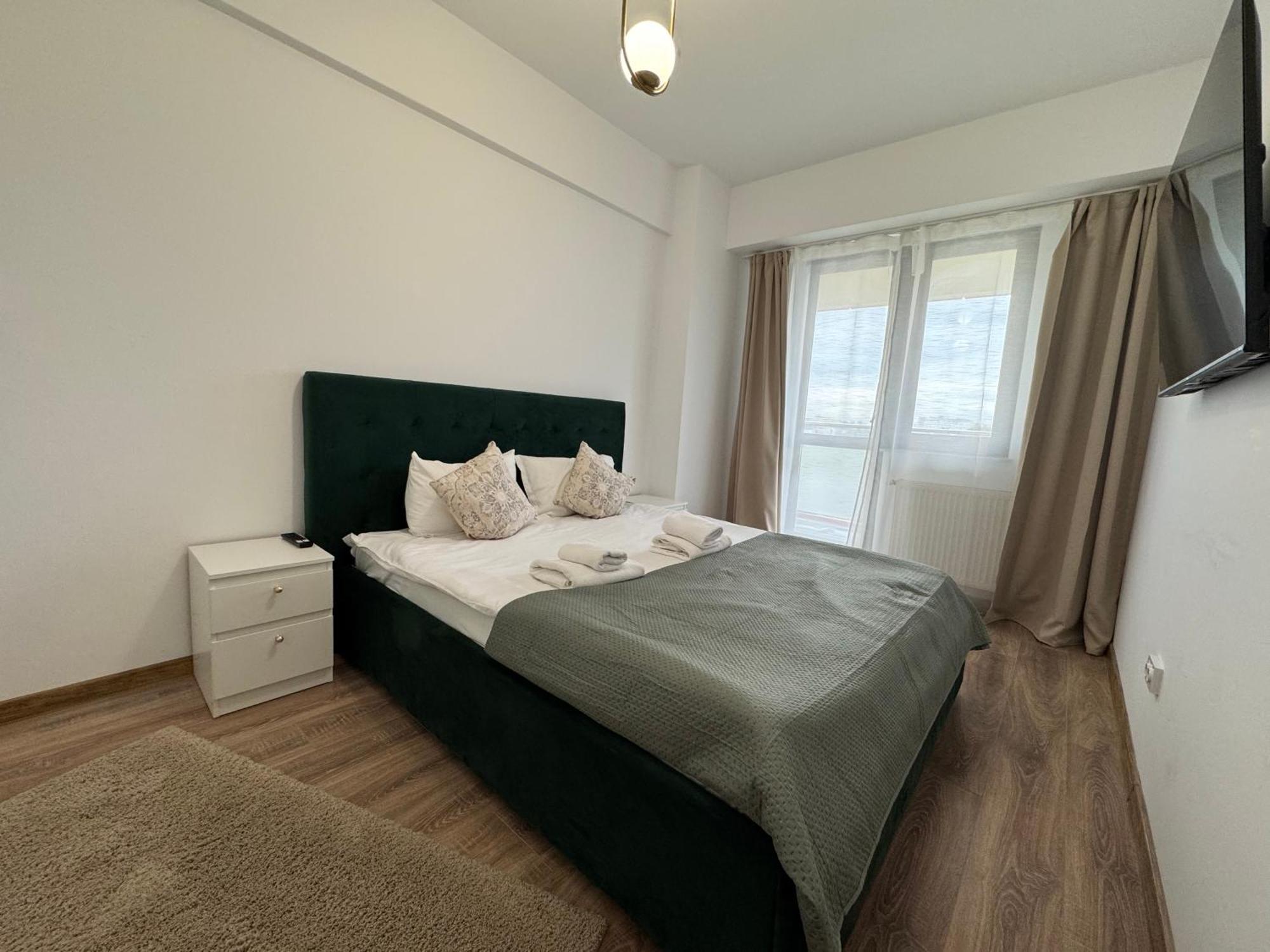Nice Home For Your Family Яш Екстериор снимка